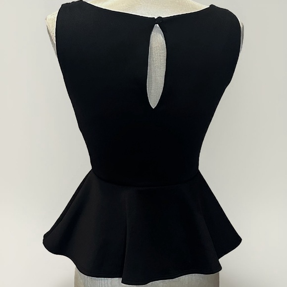 Bisou Bisou Black Peplum Top Jeweled Embellished Neckline / Upper Bodice XS - S - Picture 2 of 4